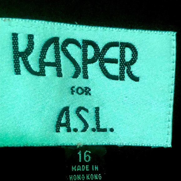 AVAIL 6/1/22 - Picture 5 of 7